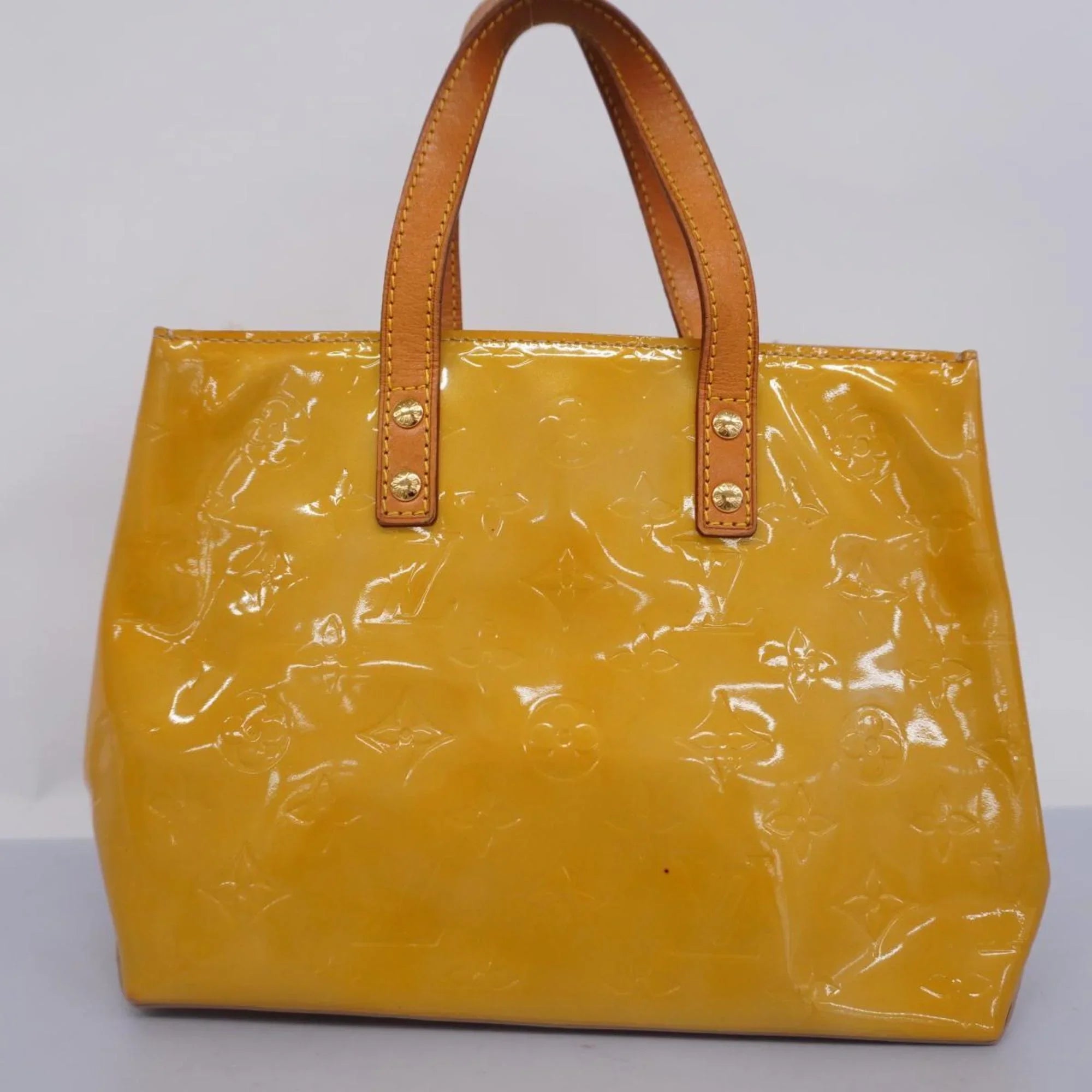 Women's Reed Pre-Owned Louis PM Beige Vernis (Good) Handbag Vuitton M91144