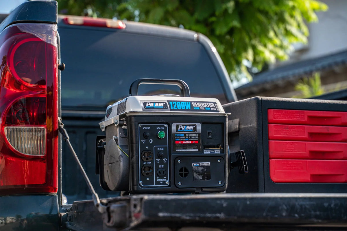 Powered PG1202SA 1200 Watt, 2-Cycle Generator 900 Running Peak Watt Gas movable Pulsar