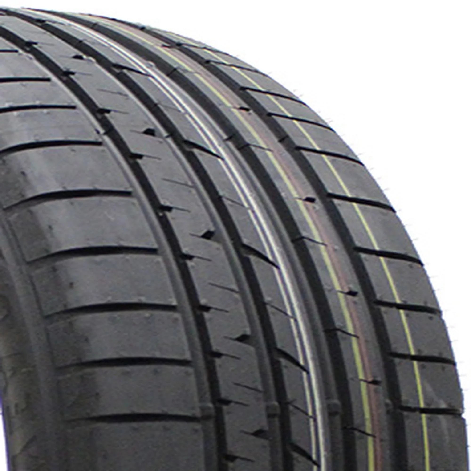 Performance 2 Goodyear Passenger Eagle Tire Asymmetric XL F1 ROF 93Y 225/40R19