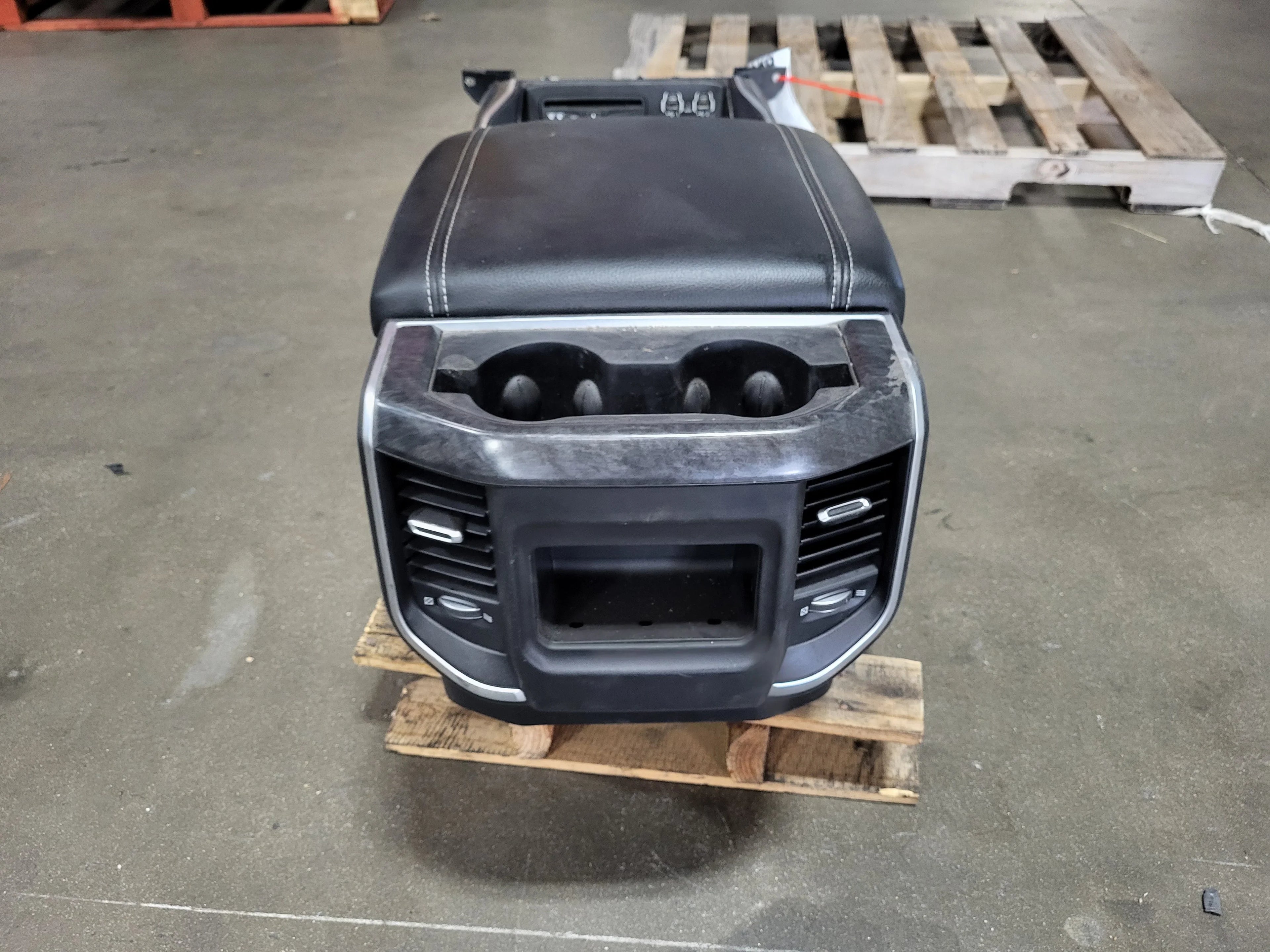 Center Pre-Owned Ram Console 2019-2023 LKQ 1500 (Good) OEM Dodge Floor