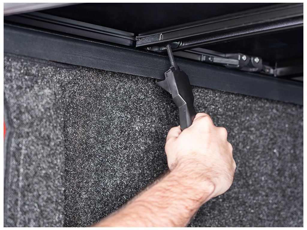 Compatible Bed-Does Dodge Rambox 1500 Not Tonneau Cover Gator Tri-Fold Soft 7In RealTruck Fit 2019-2021 by Ram 5Ft 2009-2018, with Classic SFX