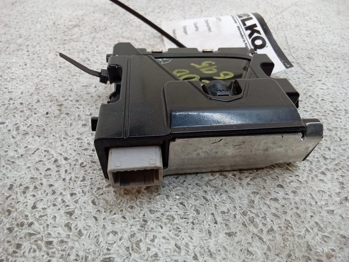 Front Departure OEM Lane (Good) 2014 Pre-Owned Windshield Camera Highlander Toyota 8646C-0E020