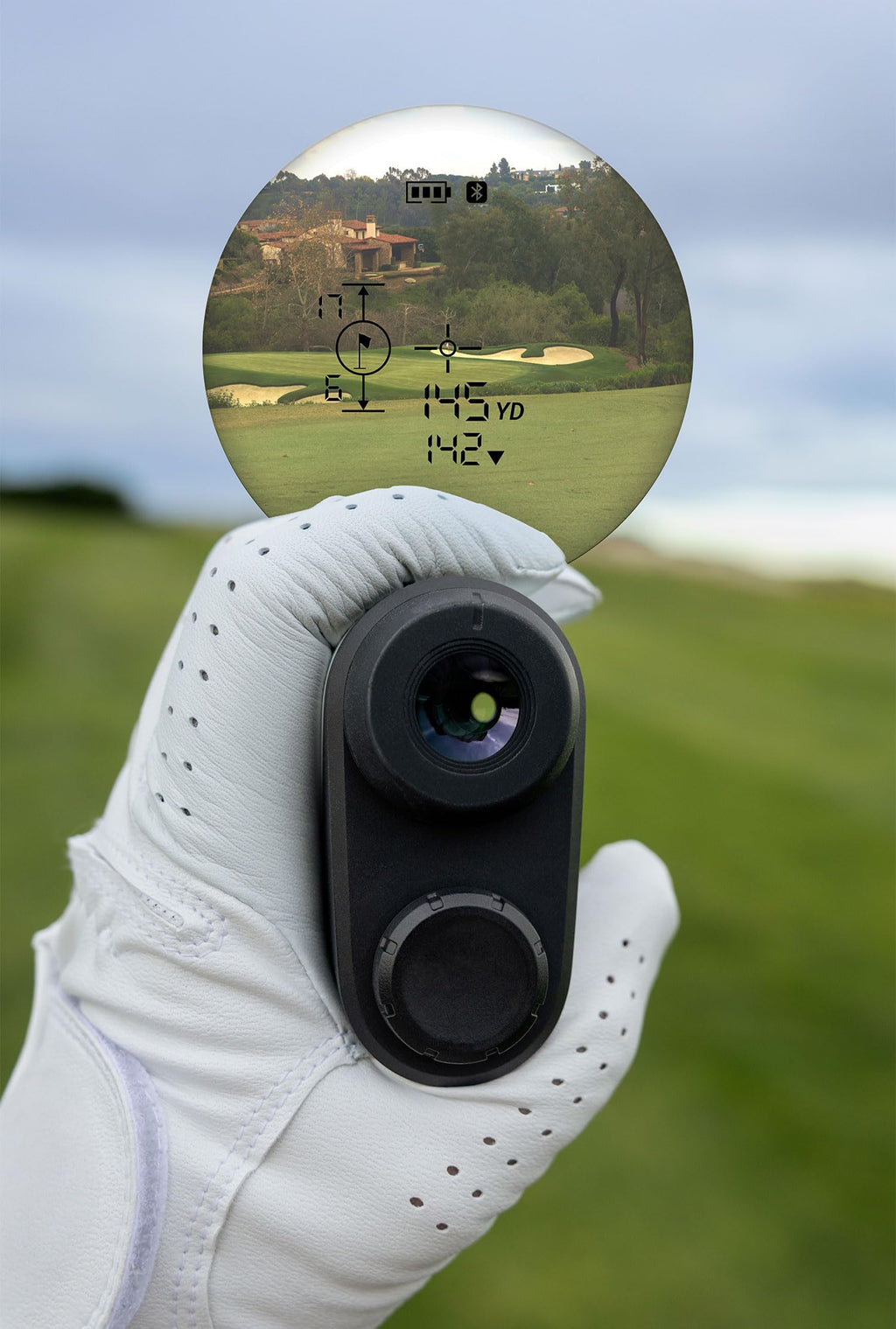 Garmin Approach Z10 Laser Golf Rangefinder Bundle