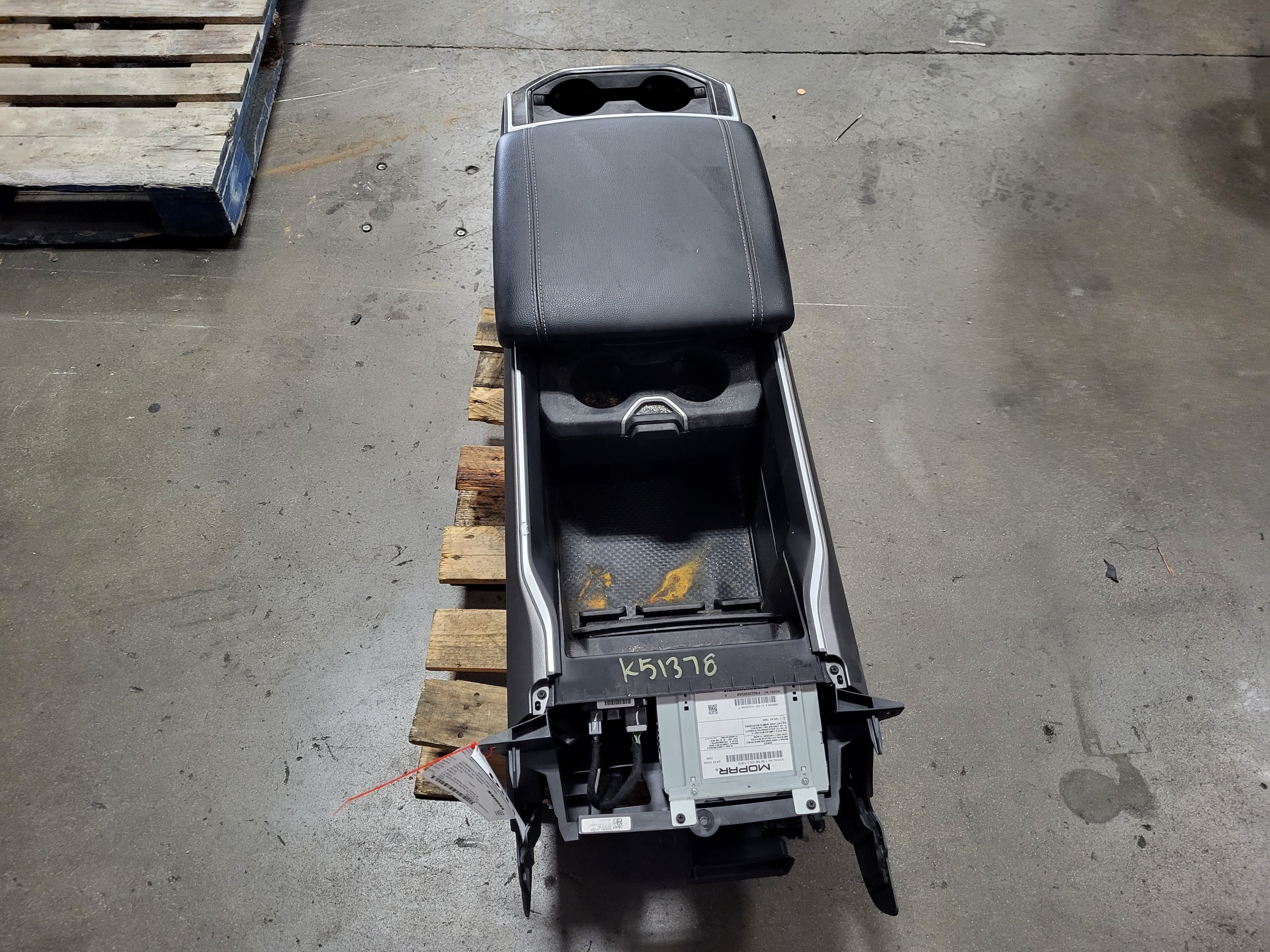 Center Pre-Owned Ram Console 2019-2023 LKQ 1500 (Good) OEM Dodge Floor