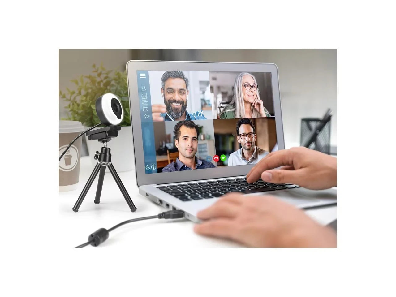 AWCL2KFR Type Webcam 5 30 USB Aluratek Megapixel fps A 2.0