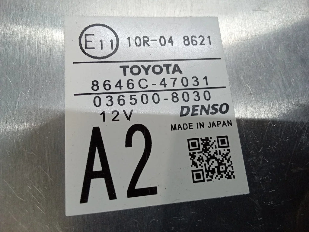 Camera Warning Lane Toyota Windshield Prius 8646C-47031 Departure Pre-Owned OEM (Good) Front 2017
