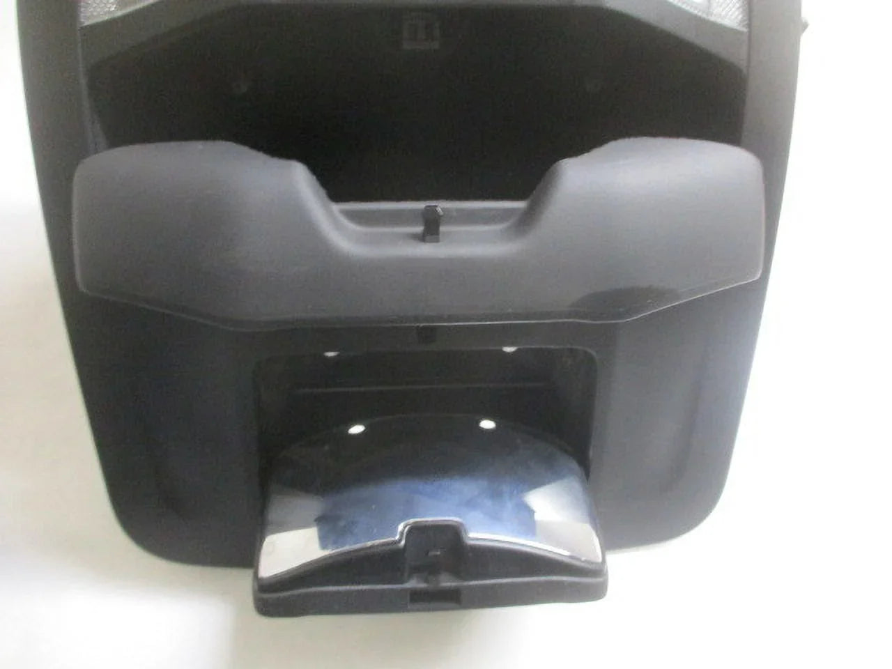 18 Console LKQ 19 Pre-Owned (Good) Chrysler 20 OEM w/Lights Pacifica Roof Overhead 21
