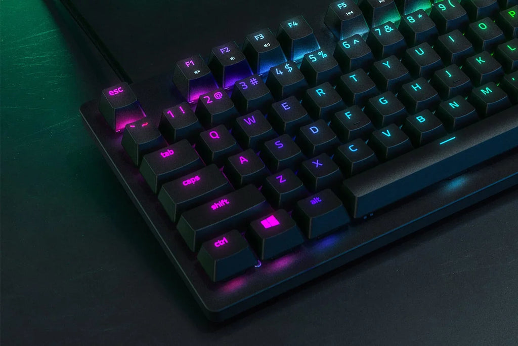 Chroma RGB Keyboard, (Used) w/ Edition Tournament Switches Razer & Linear Gaming Optical Huntsman Lighting