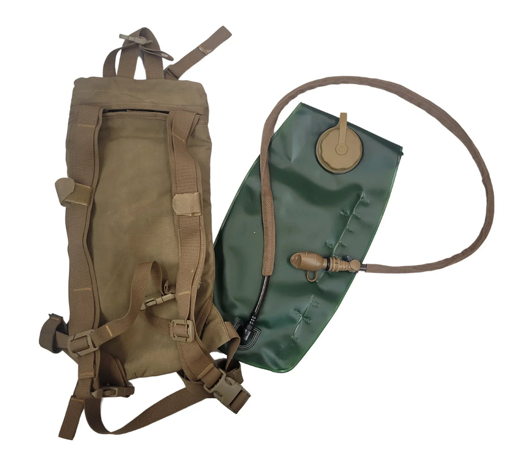 Coyote bladder System with Clothing Carrier never used Hydration Previously Military Outdoor import Issued