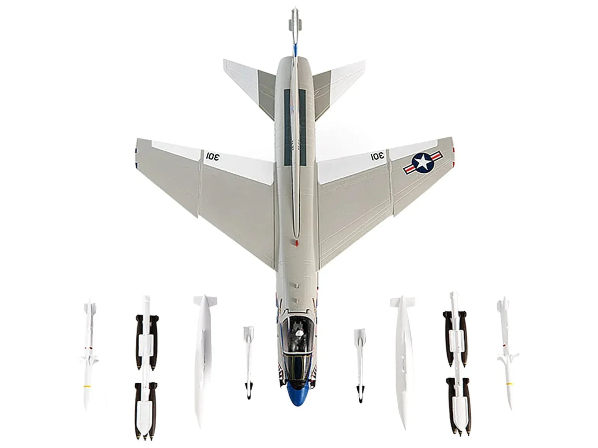 II (1979) "VA-93 by Blazers Aircraft Diecast States Attack JC 1/72 USS Wings Corsair Midway" United Blue Vought Model Navy A-7E