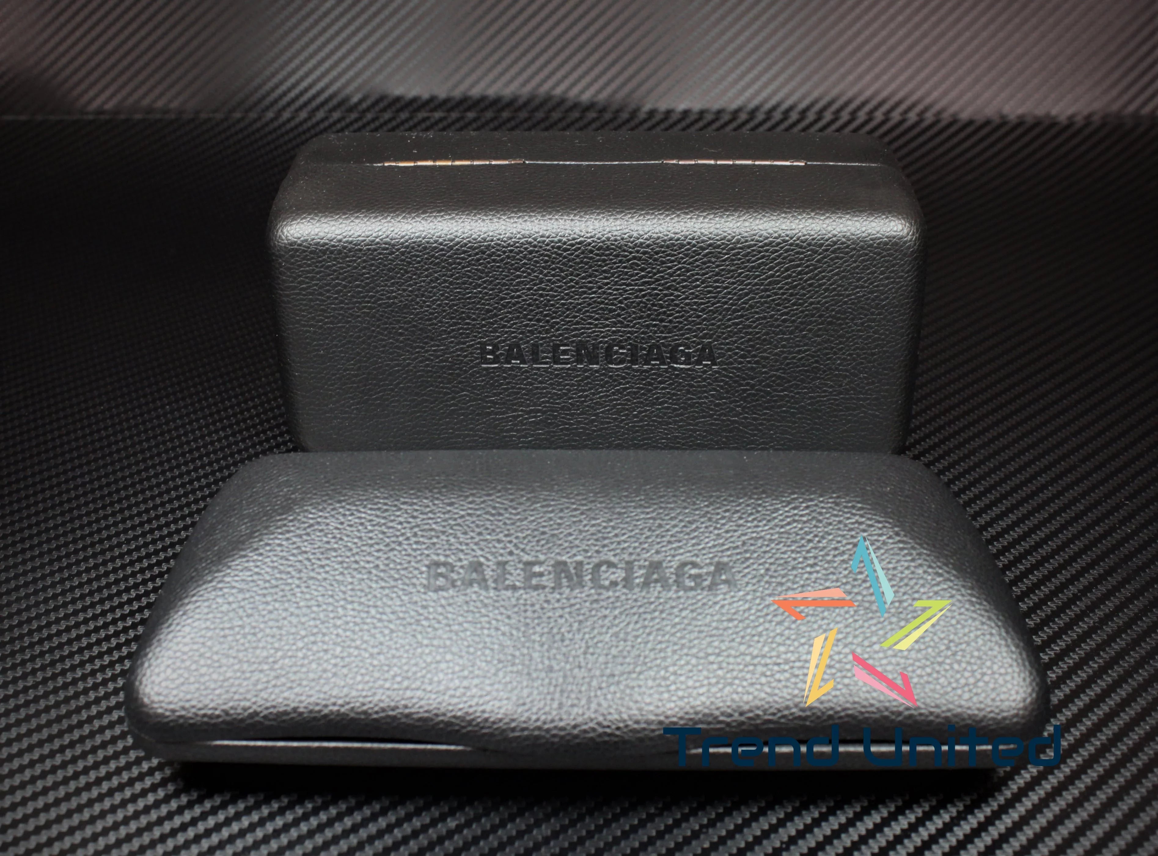 51 Ladies BB0096S Rectangular 008 Sunglasses Grey Balenciaga