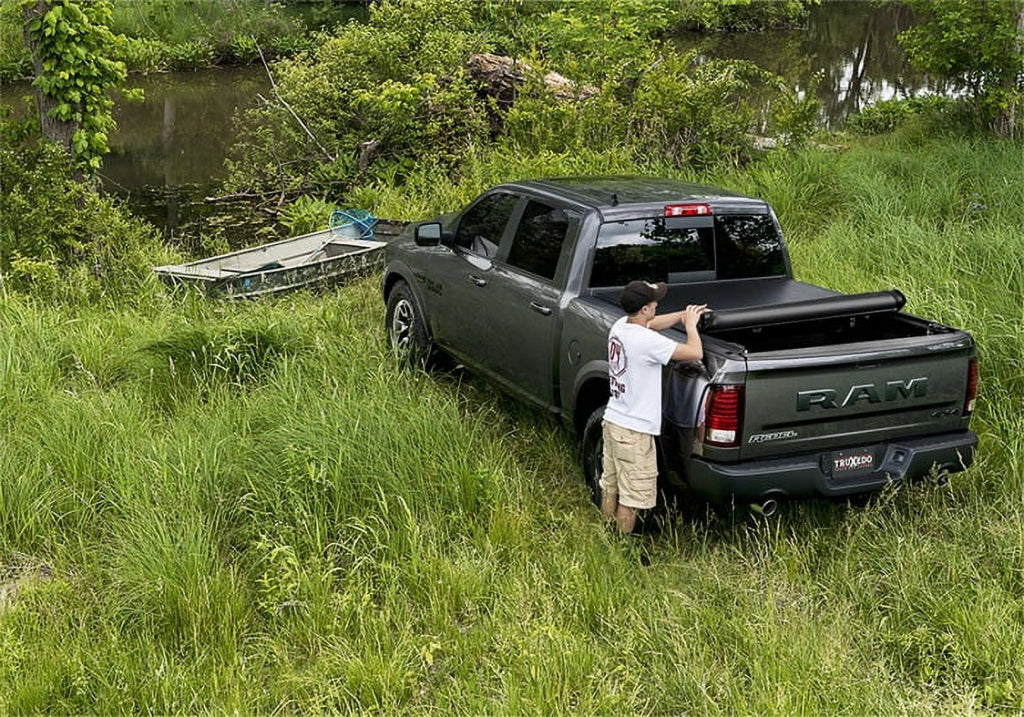 8' | Dually, Cover Bed | TruXedo 3500HD, Chevy/GMC Tonneau Bed - w/Bed 2014 Deuce Truck Caps 2007 Hybrid (97.6") Silverado/Sierra Fits 2" 771501