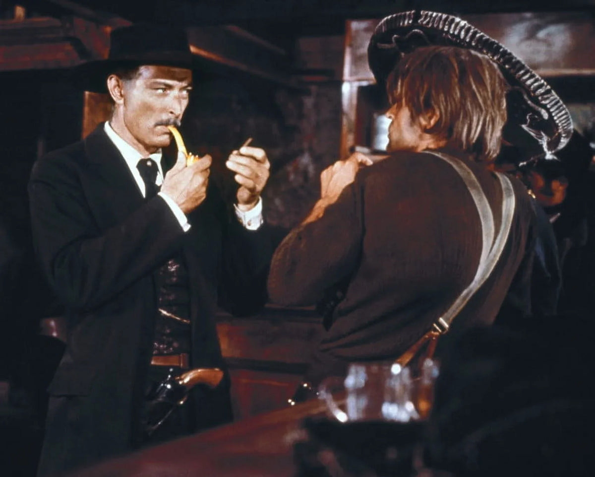 24X36 Van In A Lights Dollars Lee Few Hollywood More Pipe Classic His Poster For Cleef Bar